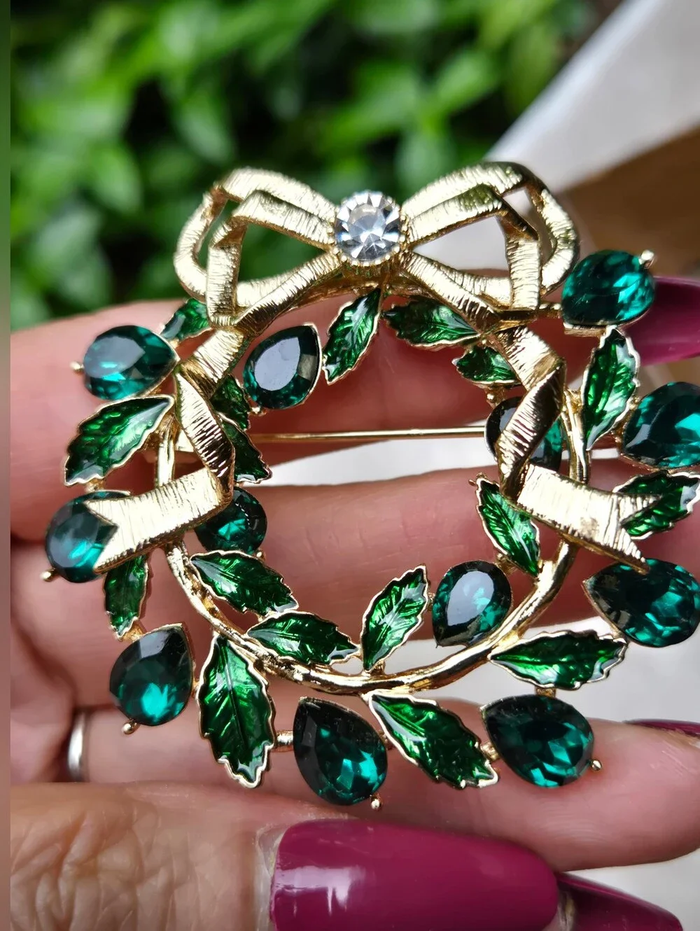 Napier Gold Tone Wreath Brooch with Emerald Green Stones